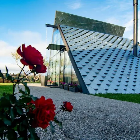 3 Hills Boutique - The Ranch Experience Hotel