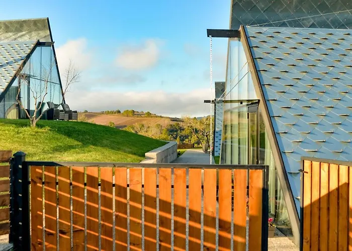 3 Hills Boutique - The Ranch Experience