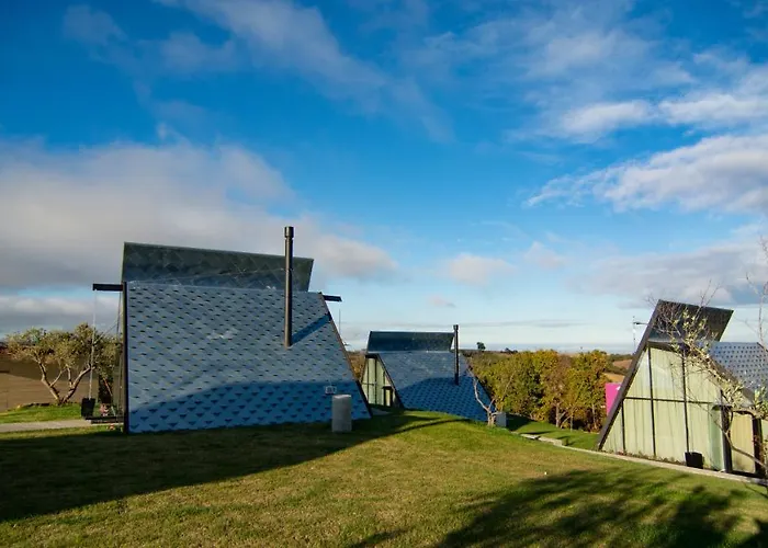 3 Hills Boutique - The Ranch Experience Trilofos