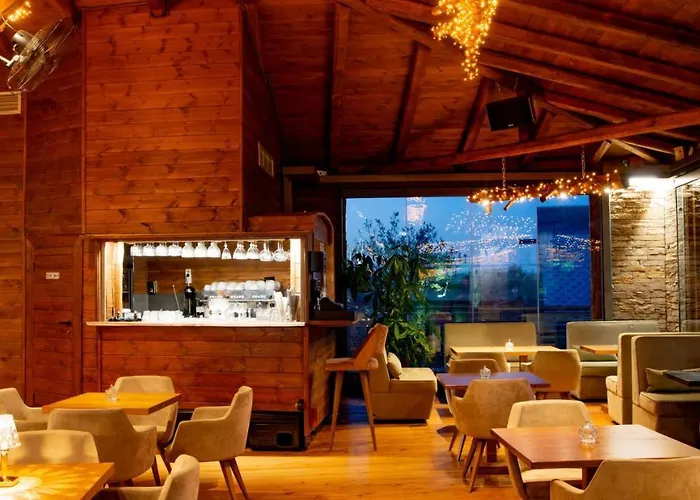 3 Hills Boutique - The Ranch Experience Hotel Trilofos