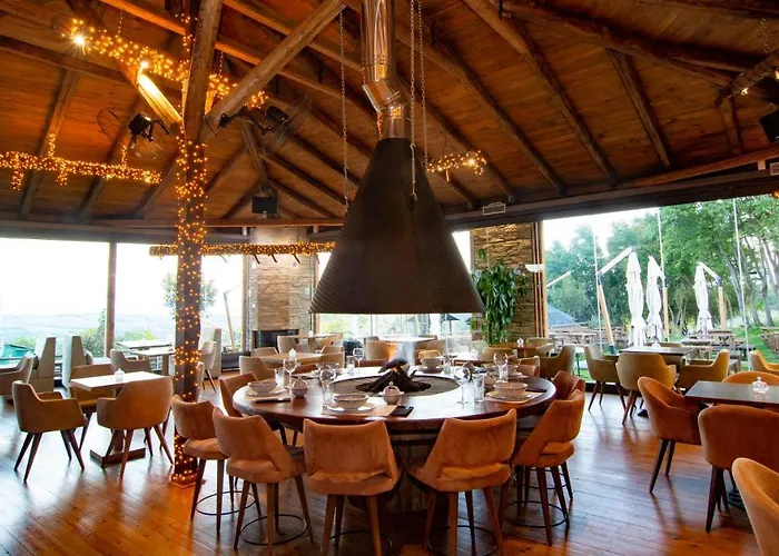 3 Hills Boutique - The Ranch Experience