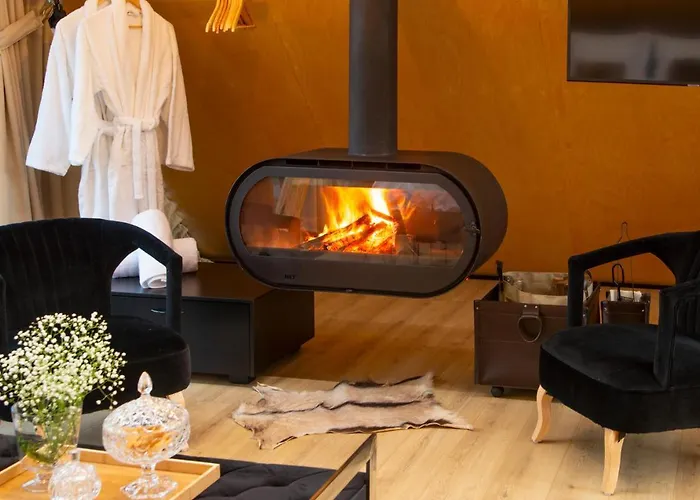 3 Hills Boutique - The Ranch Experience Trilofos