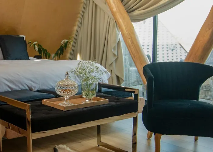 3 Hills Boutique - The Ranch Experience